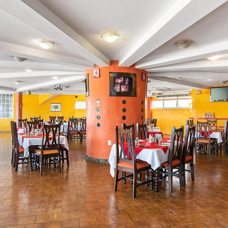 Oyo Hotel Casa Blanca Martínez de La Torre Extérieur photo