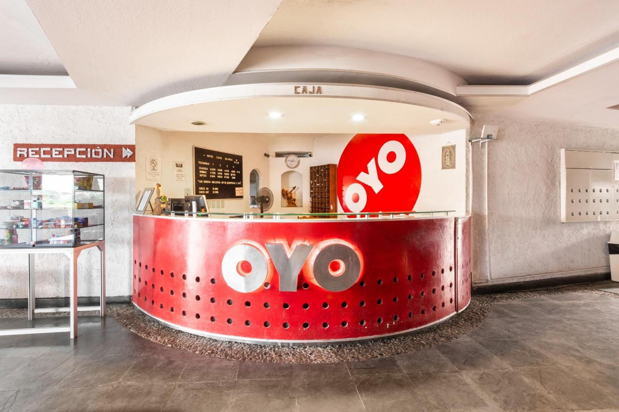 Oyo Hotel Casa Blanca Martínez de La Torre Extérieur photo